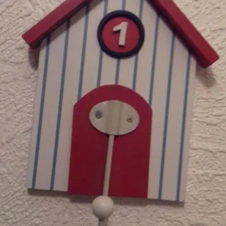 1 Im Haus Sylvia,